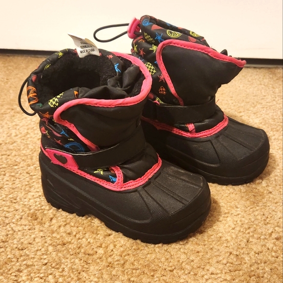 Athletech Other - Athletech Girl's Snow Boots, size 9